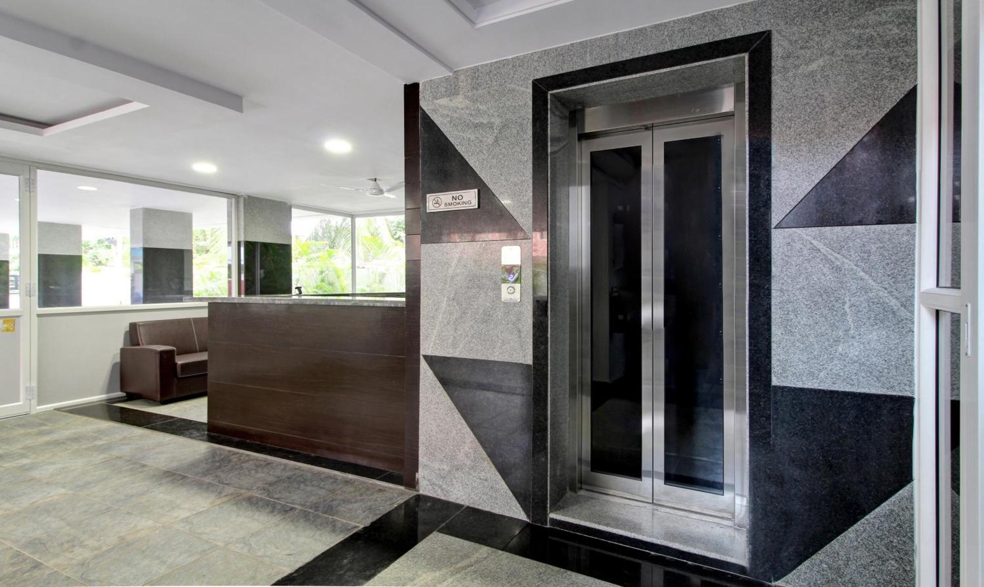 Hotel Treebo Trend Excella Visakhapatnam Exterior foto